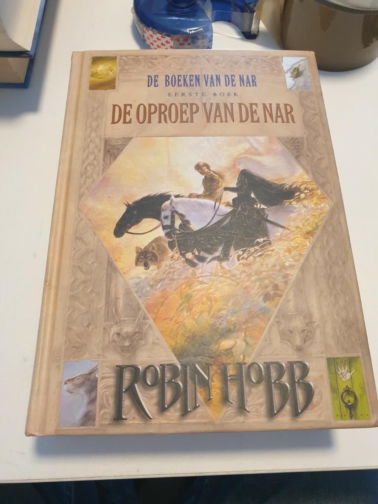 Robin Hobb - Boeken van de Nar 1 De oproep van de Nar, Boeken, Fantasy, Ophalen of Verzenden, Zo goed als nieuw, Robin Hobb