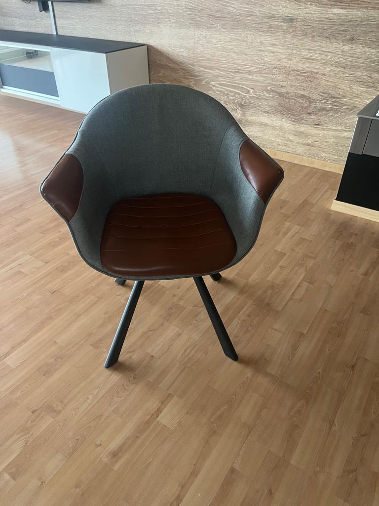 bureau stoel, Huis en Inrichting, Bureaustoelen, Ophalen, Gebruikt, Grijs, Bureaustoel
