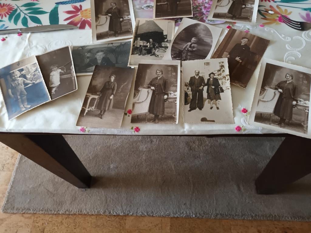 13 photos très anciennes, Collections, Photos & Gravures, Enlèvement ou Envoi, Comme neuf, Photo