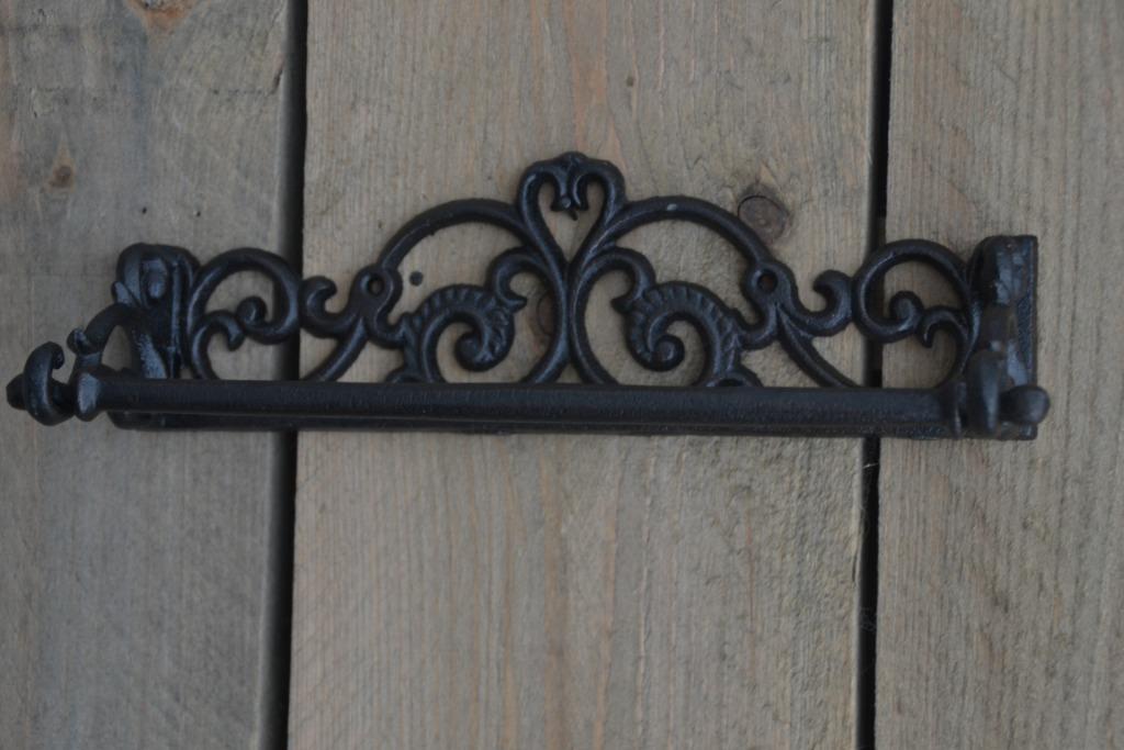 KEUKENROLHOUDER ~ sierlijk muur gietijzer ~ LANDELIJK, Maison & Meubles, Cuisine | Ustensiles de cuisine, Neuf, Enlèvement ou Envoi