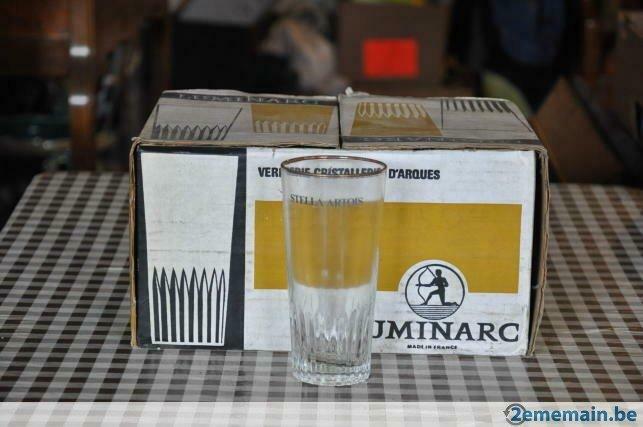 12 verres stella artois ecriture noire, Maison & Meubles, Enlèvement ou Envoi, Comme neuf, Verre, Verre ou Verres