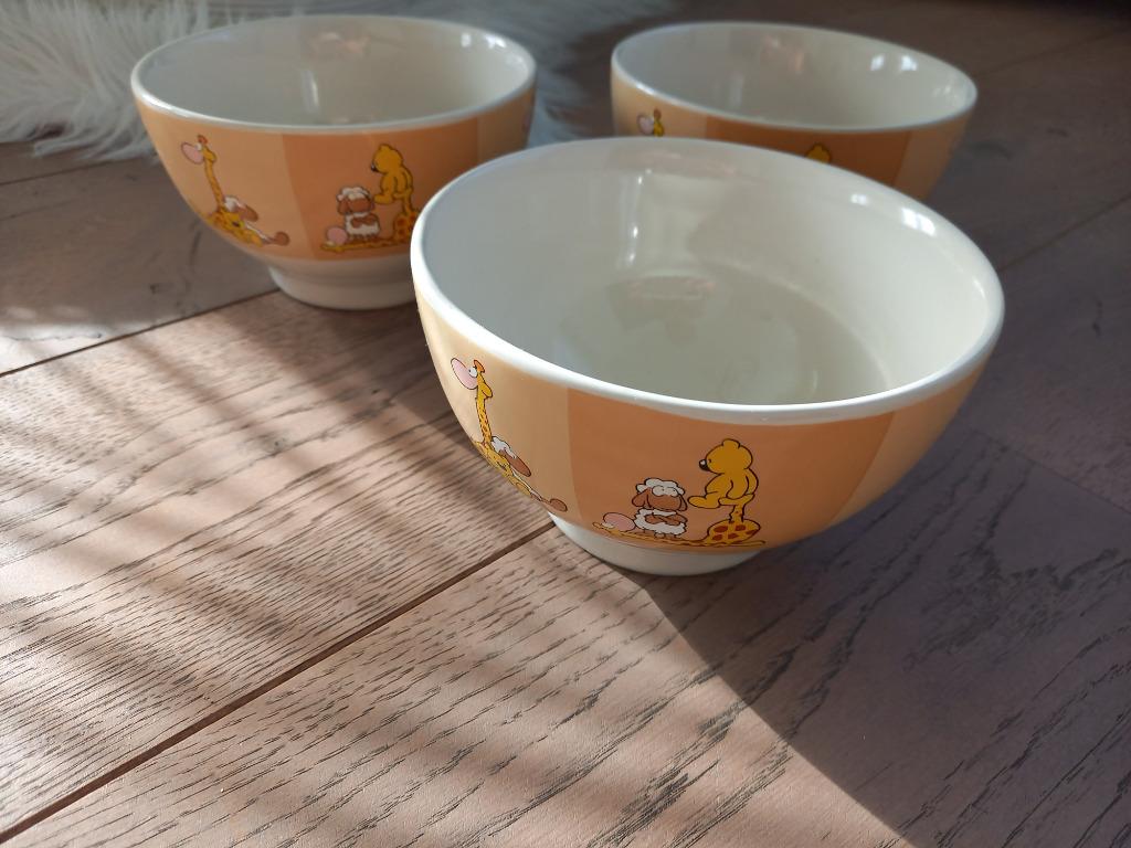 ontbijtkommetjes kinderen 3 stuks in nieuwstaat, Ophalen of Verzenden, Zo goed als nieuw, Kom(men)