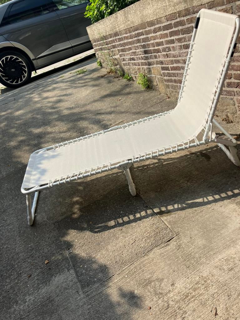 Nouvelle chaise longue de jardin, Enlèvement, Comme neuf