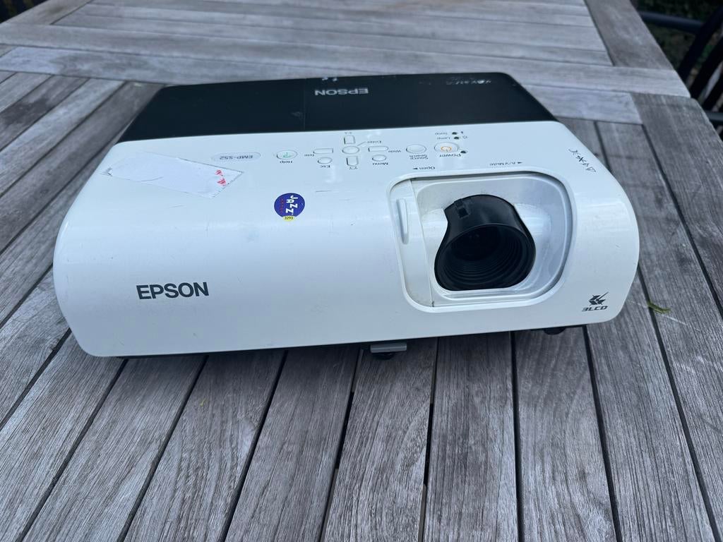 EPSON Projector EMP-S52, Ophalen, VGA