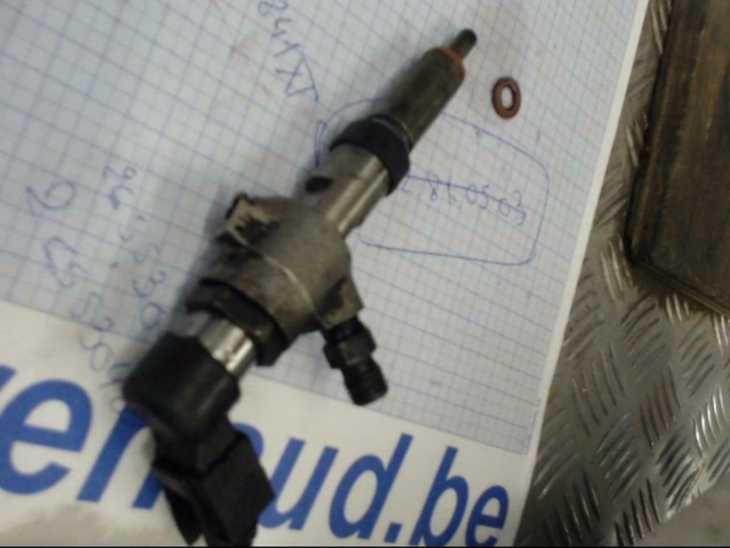 INJECTEUR SIEMENS VDO 9655304880 psa  ford  1.4hdi 50 kw, Enlèvement ou Envoi, Utilisé, Citroën