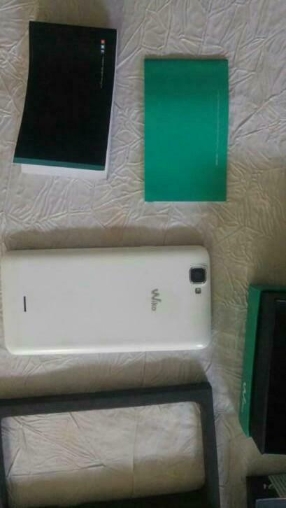 Gsm Smartphone Wiko Rainbow 4g White pour pièces, Enlèvement ou Envoi, Utilisé