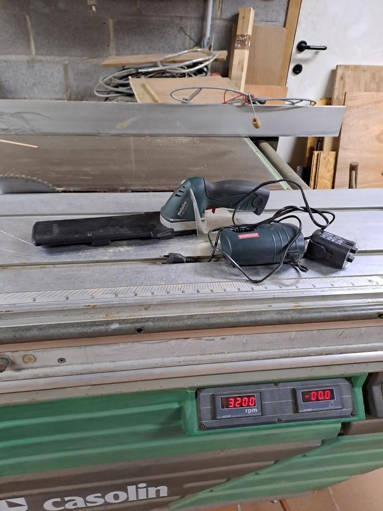 Buxusschaar, Doe-het-zelf en Bouw, Gereedschap | Zaagmachines, Ophalen, Zo goed als nieuw