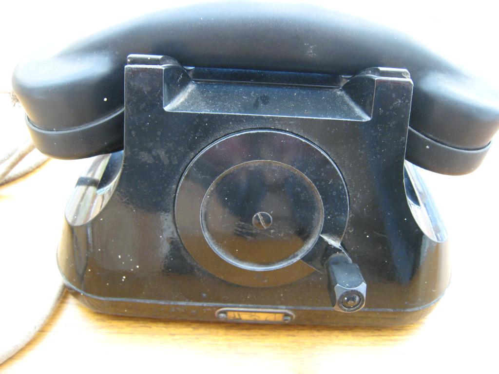 Téléphone en bakélite ancien, Envoi