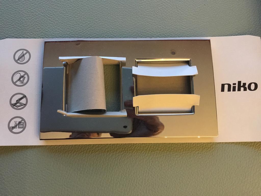 Niko Chrome afdekplaat 127-76200, Ophalen of Verzenden, Zo goed als nieuw