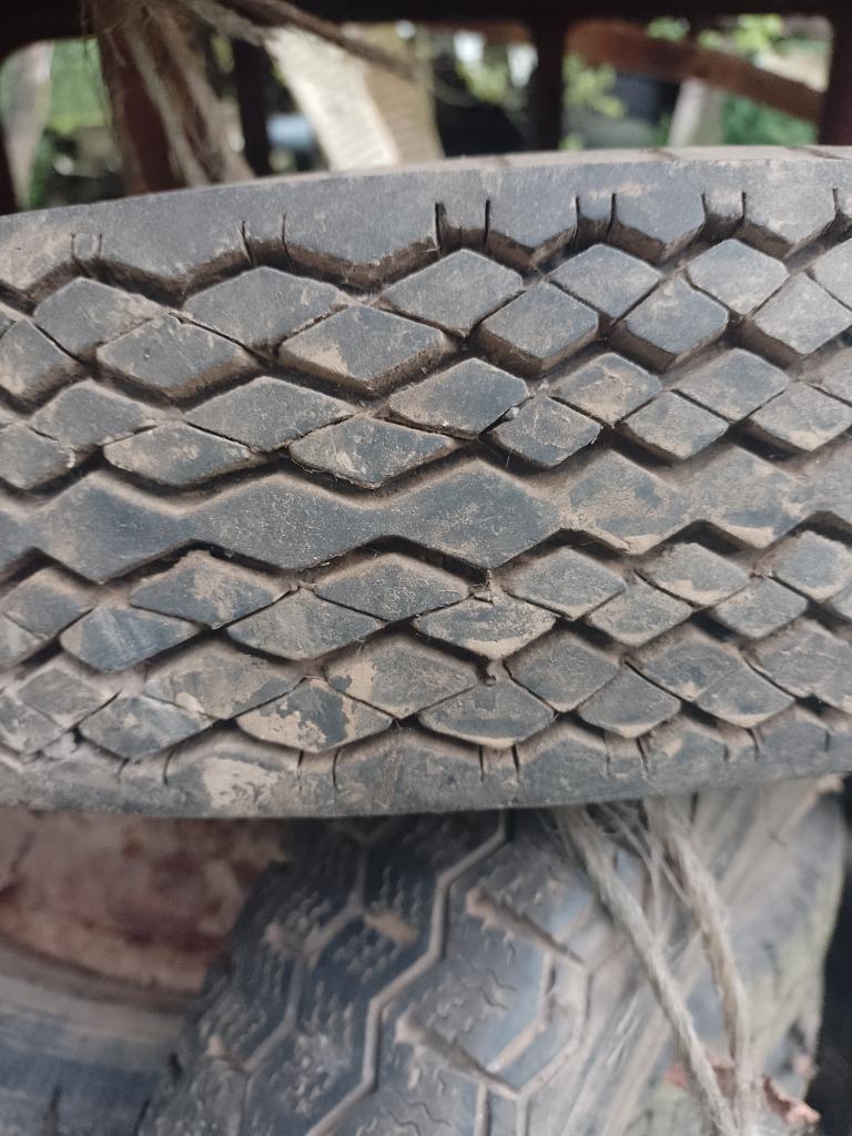 pneus pour voiture ancienne ,ancêtre, Autos : Pièces & Accessoires, Neuf, 15 pouces, 4 Saisons, Pneu(s)