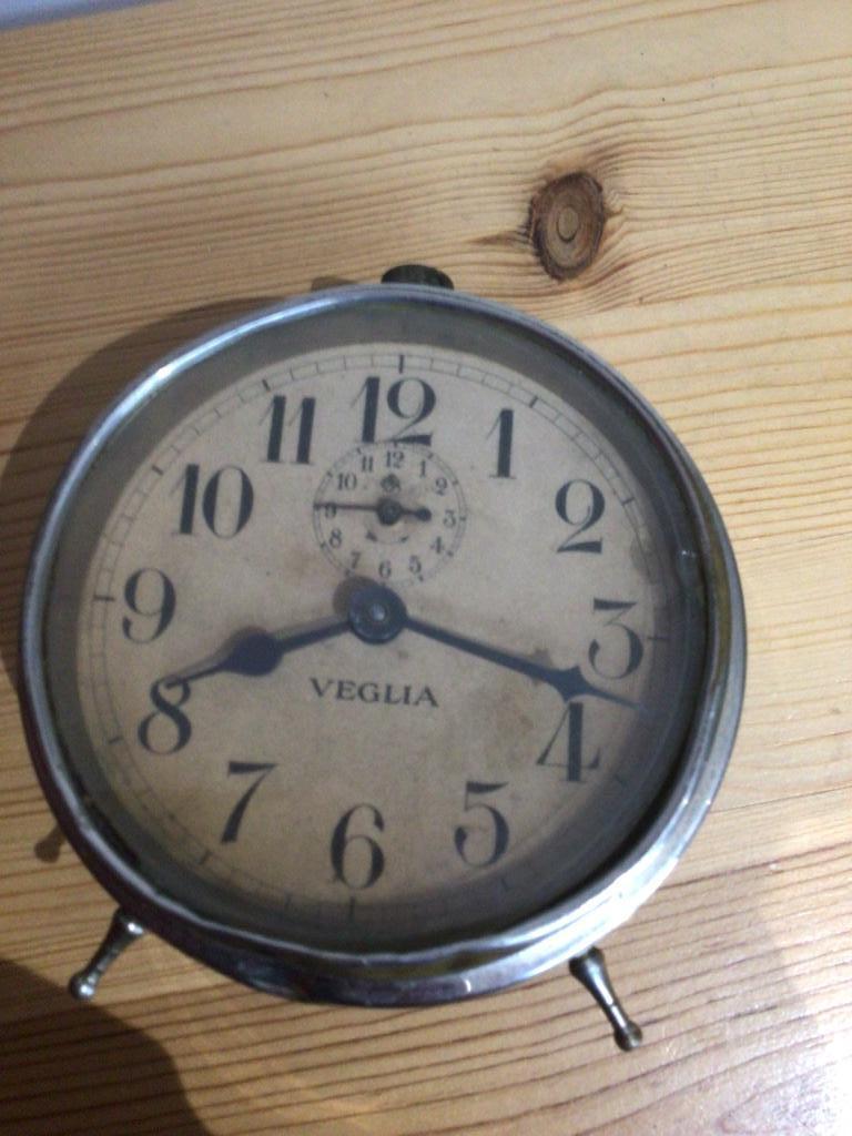 Gros réveil italien Veglia, Enlèvement