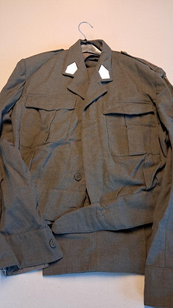 BELGIQUE - ABL - 2 LANCIERS - BD soldat, Ophalen of Verzenden, Landmacht, Kleding of Schoenen