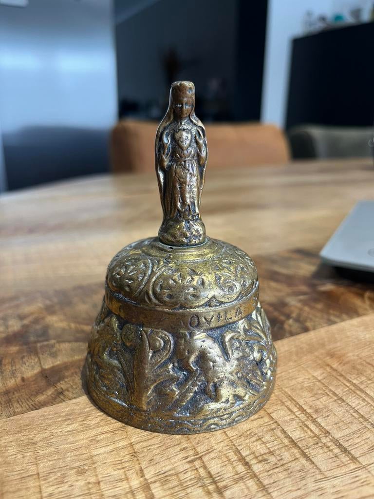 Très jolie vieille cloche en bronze ou laiton joli son, Enlèvement ou Envoi