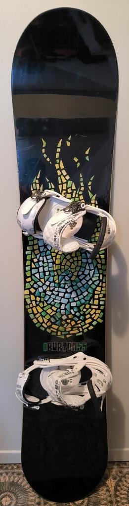 snowboard Burton 155 met nieuwe Burton bindingen, Enlèvement, Utilisé, Planche