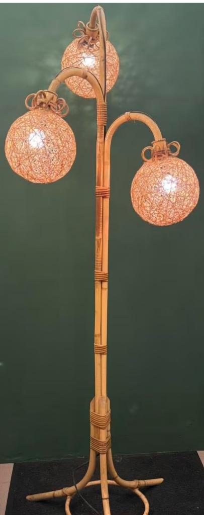 zeldzame mid century driepoot VLOERLAMP bamboe rotan jaren ', Ophalen