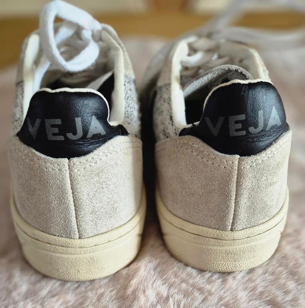 Veja sneakers, Ophalen of Verzenden, Zo goed als nieuw, Sneakers