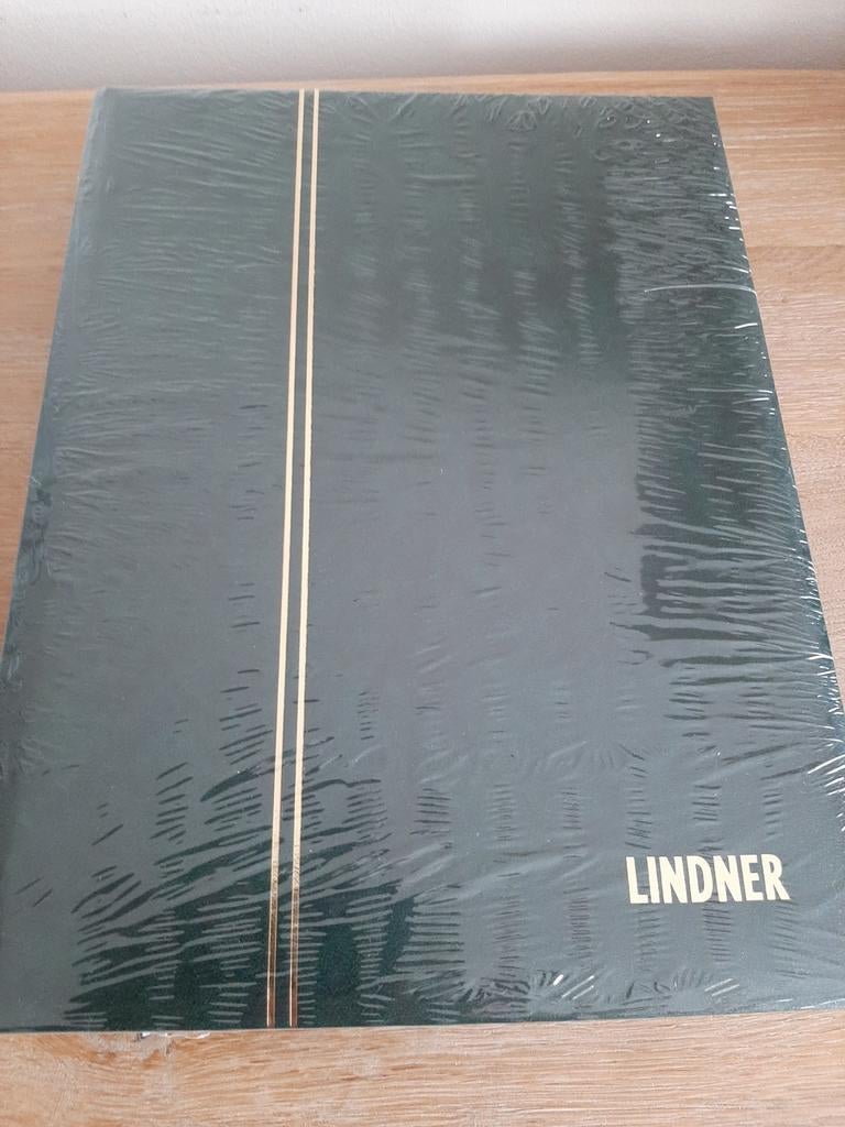 Postzegelalbum groene kleur 30 bladen/60 blz, Nieuwe staat, Verzenden, Verzamelalbum