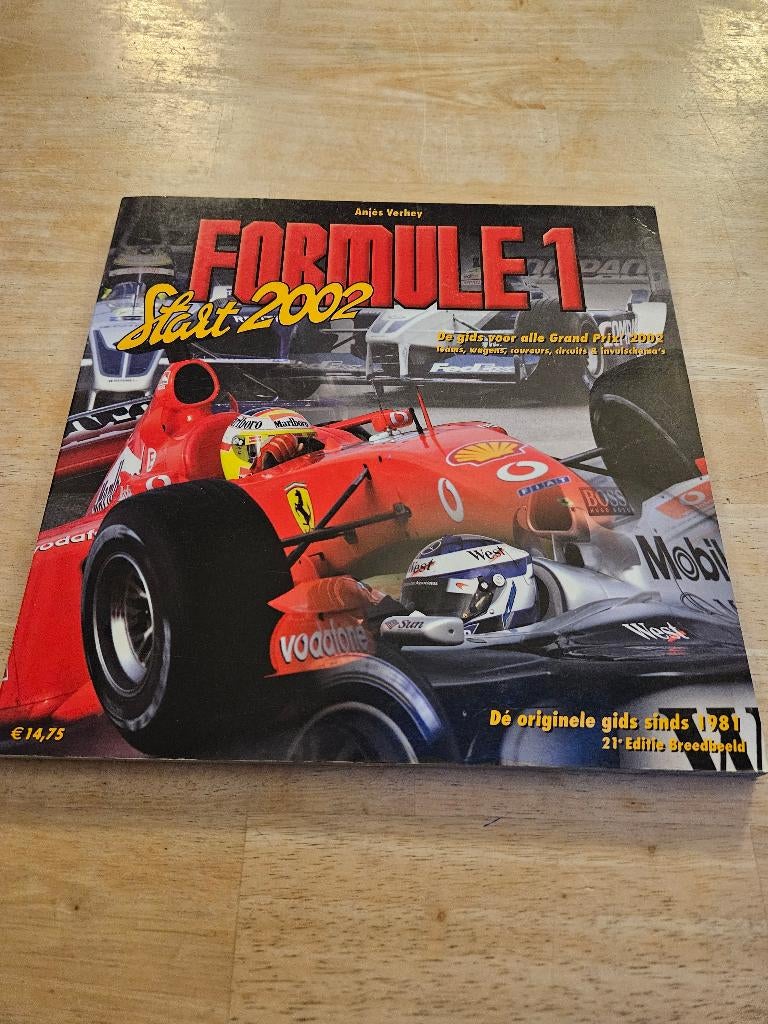 Boek formule1 start 2002 gids, Ophalen of Verzenden, Zo goed als nieuw, Anjes verhey
