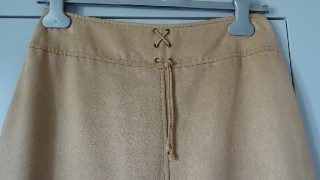 JUPE LONGUE EN DAIM, Vêtements | Femmes, Taille 38/40 (M), Enlèvement ou Envoi, Beige, Comme neuf