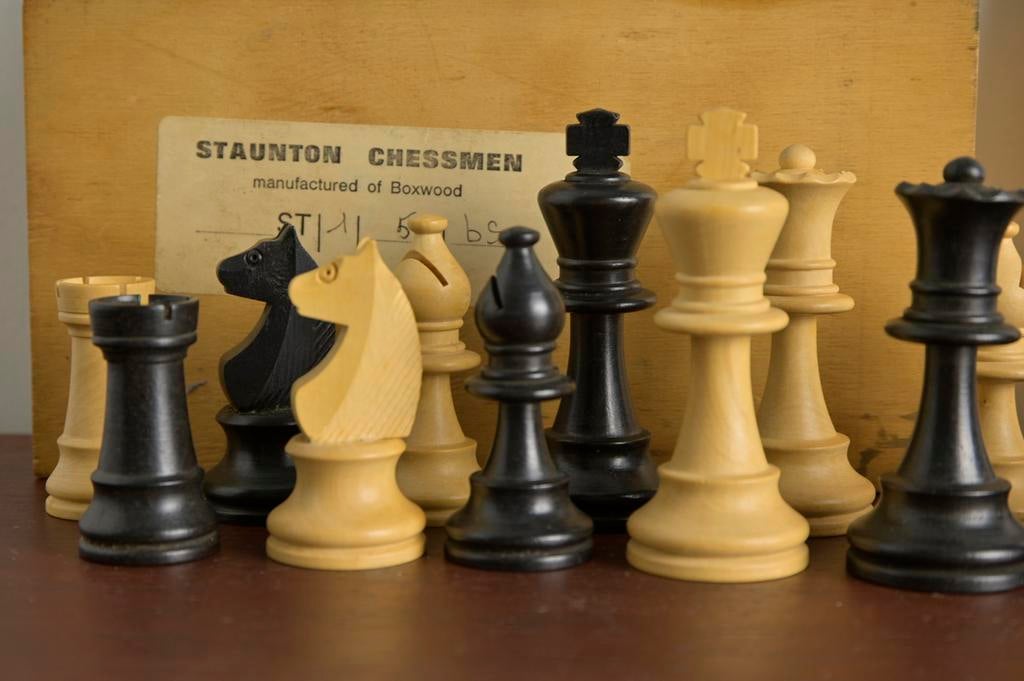 Lardy international Staunton schaakstukken - ST | 1 | 5 | BS, Ophalen