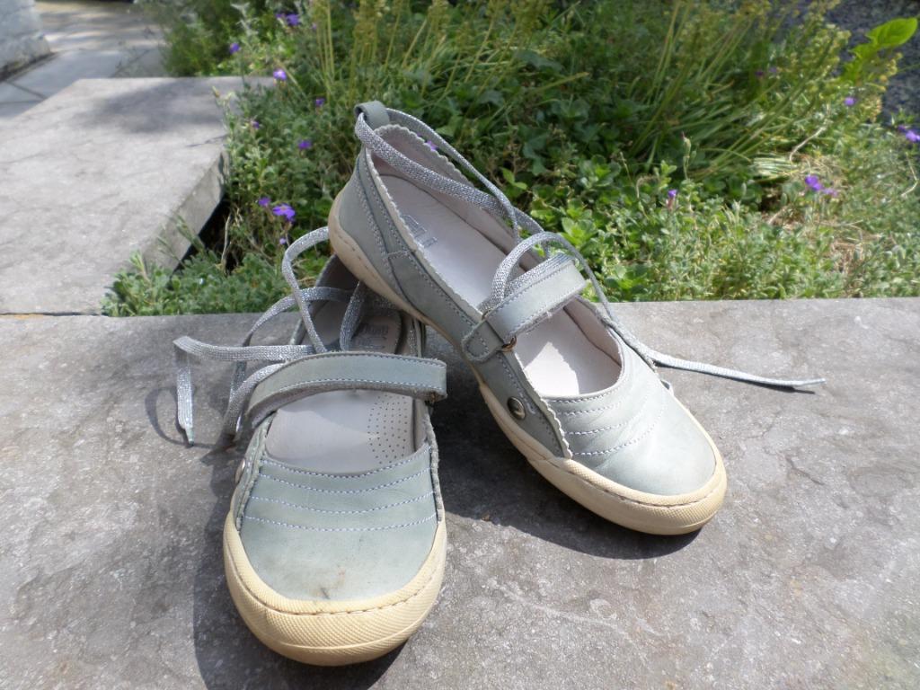 Chaussures ballerines bleu clair turquoise argenté 33 Guma, Enfants & Bébés, Vêtements enfant | Chaussures & Chaussettes, Utilisé