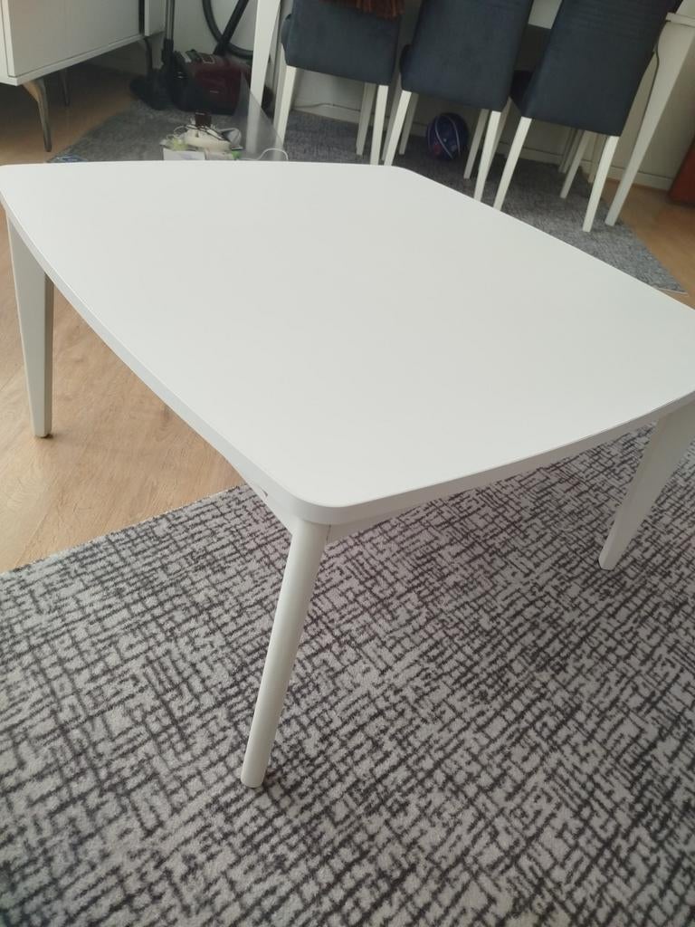 Table basse blanche moderne – Excellent état
Jolie table bas, Enlèvement ou Envoi