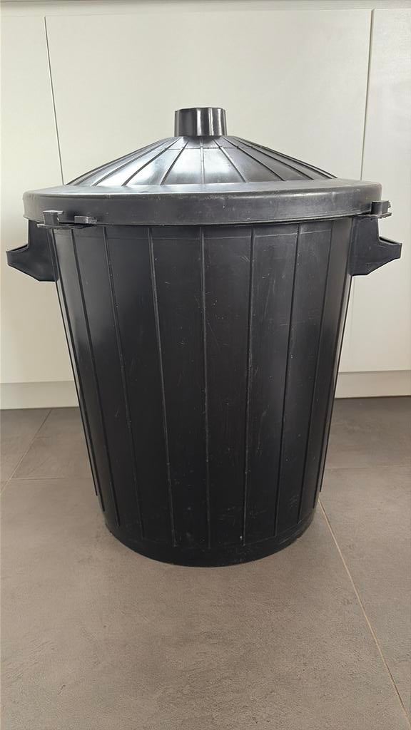 Ton met deksel 50 liter, Ophalen, Zo goed als nieuw, Kunststof