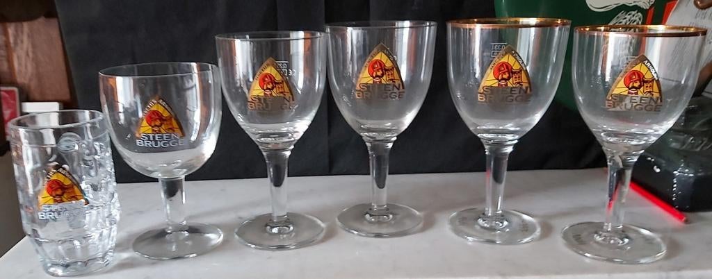 Steenbrugge 6 verschillende glazen, Verzamelen, Ophalen of Verzenden, Zo goed als nieuw