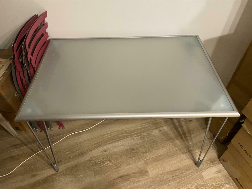 Table -bureau, Comme neuf