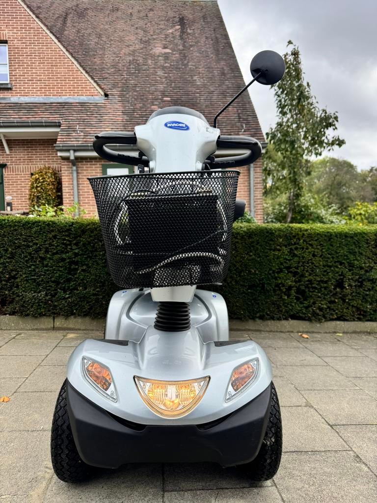 Invacare orion Scootmobiel Inc nieuw accu zo goed als nieuw, Ophalen of Verzenden, Inklapbaar, Zo goed als nieuw, Elektrische rolstoel