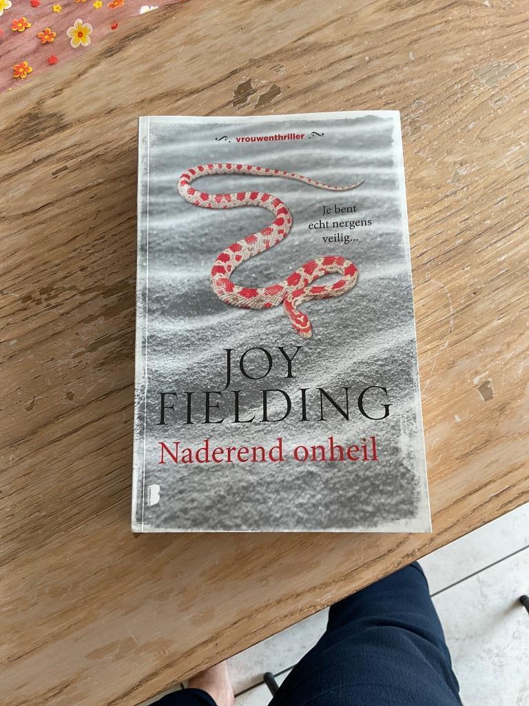 Naderend onheil - Joy Fielding, Boeken, Ophalen, Gelezen