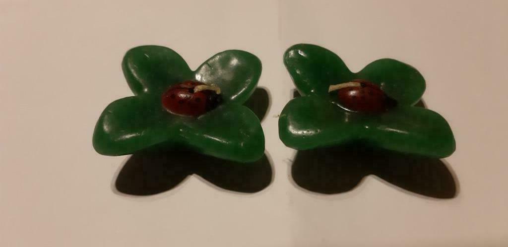 2 groene drijfkaarsen, Huis en Inrichting, Nieuw, Ophalen of Verzenden, Kaars, Minder dan 25 cm