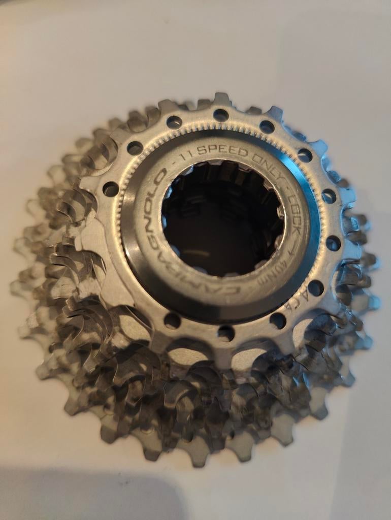 Cassette campagnolo 11 speed 14/27 zo goed als nieuw, Enlèvement ou Envoi, Comme neuf