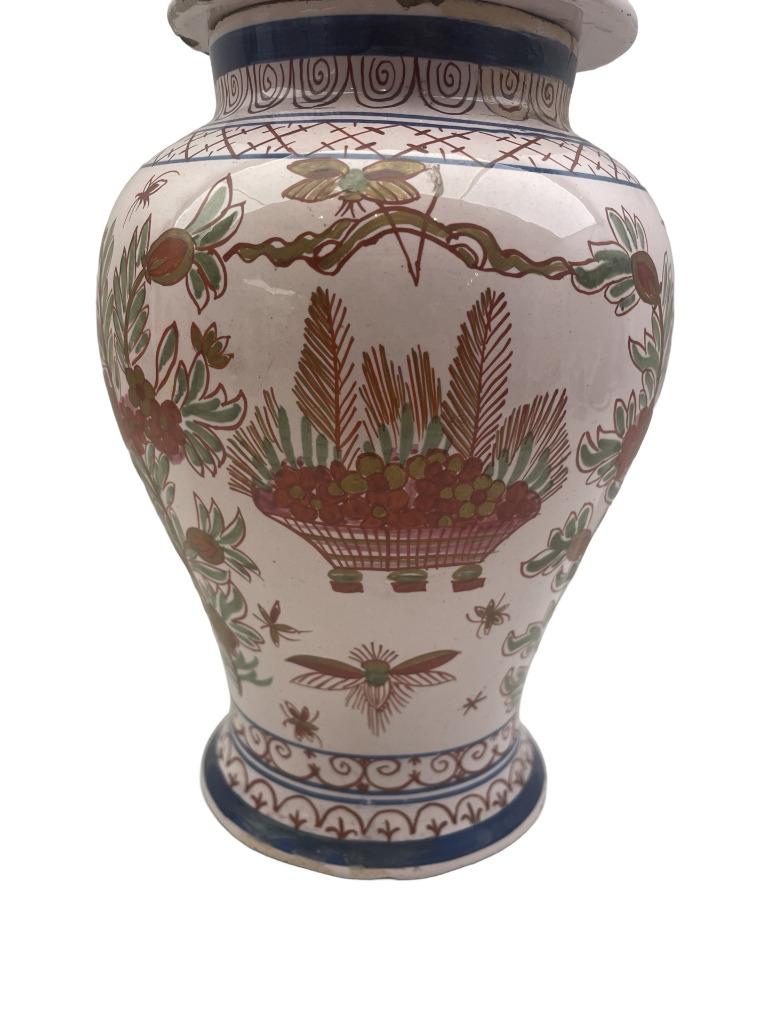 Pot couvert en faïence – Desvres ou Delft – Décor de mouches, Antiquités & Art, Enlèvement ou Envoi