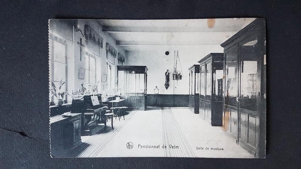 Postkaart Velm Sint-Truiden Pensionnat Salle Musique, Enlèvement ou Envoi, 1920 à 1940, Affranchie, Limbourg