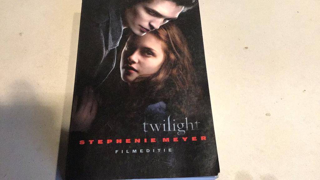 Stephenie Meyer - Twilight(d6), Boeken, Ophalen of Verzenden, Gelezen, Stephenie Meyer