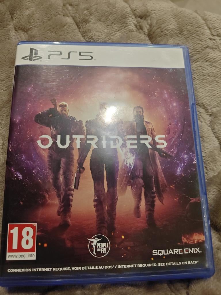 Outriders, Ophalen
