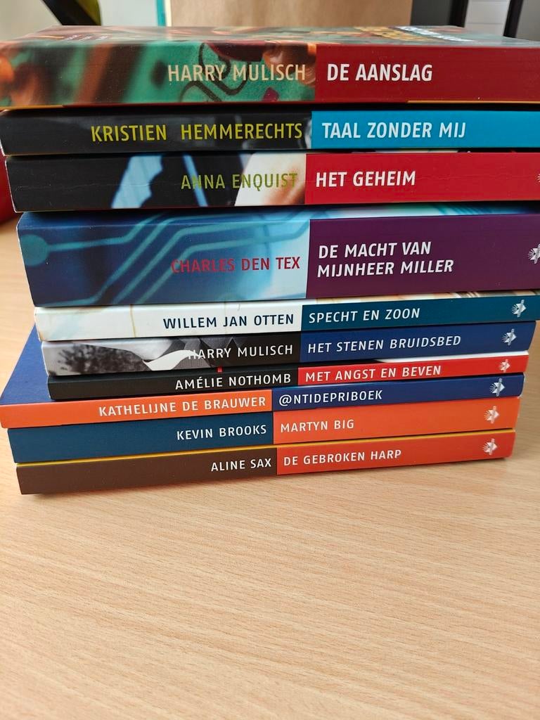 Boeken - jeugdboeken nieuwstaat - vakantie lectuur!, Boeken, Ophalen, Zo goed als nieuw