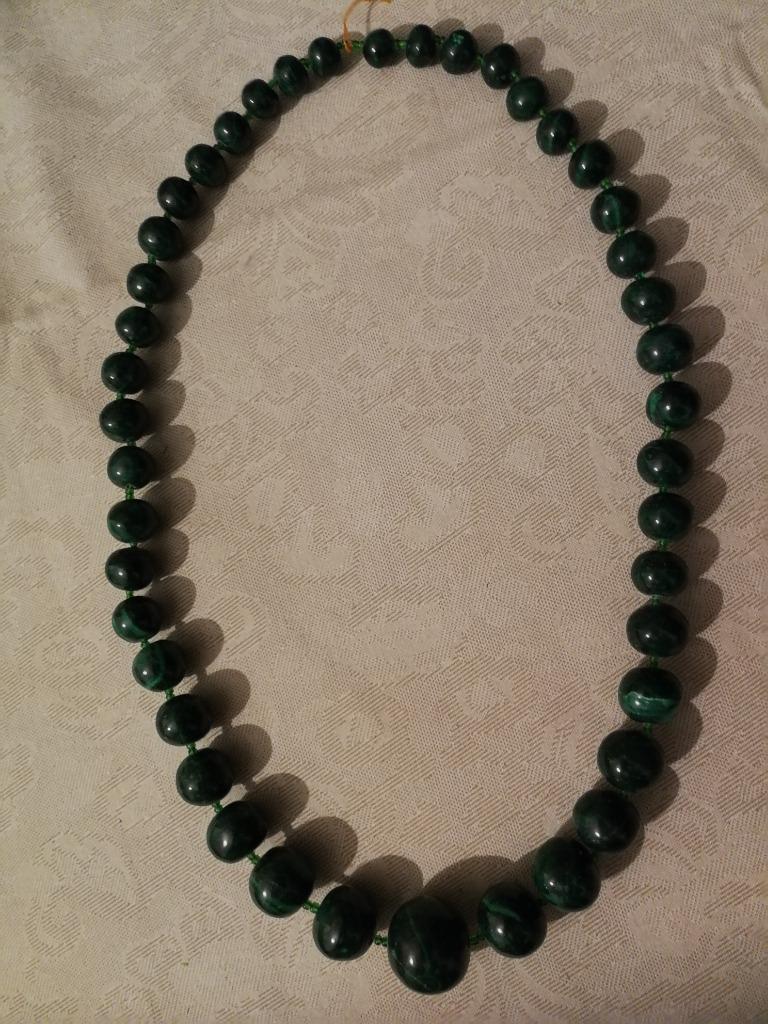 Collier en malachite, Enlèvement ou Envoi