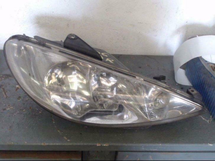 phare droit peugeot 206 phase  2, Utilisé, Peugeot