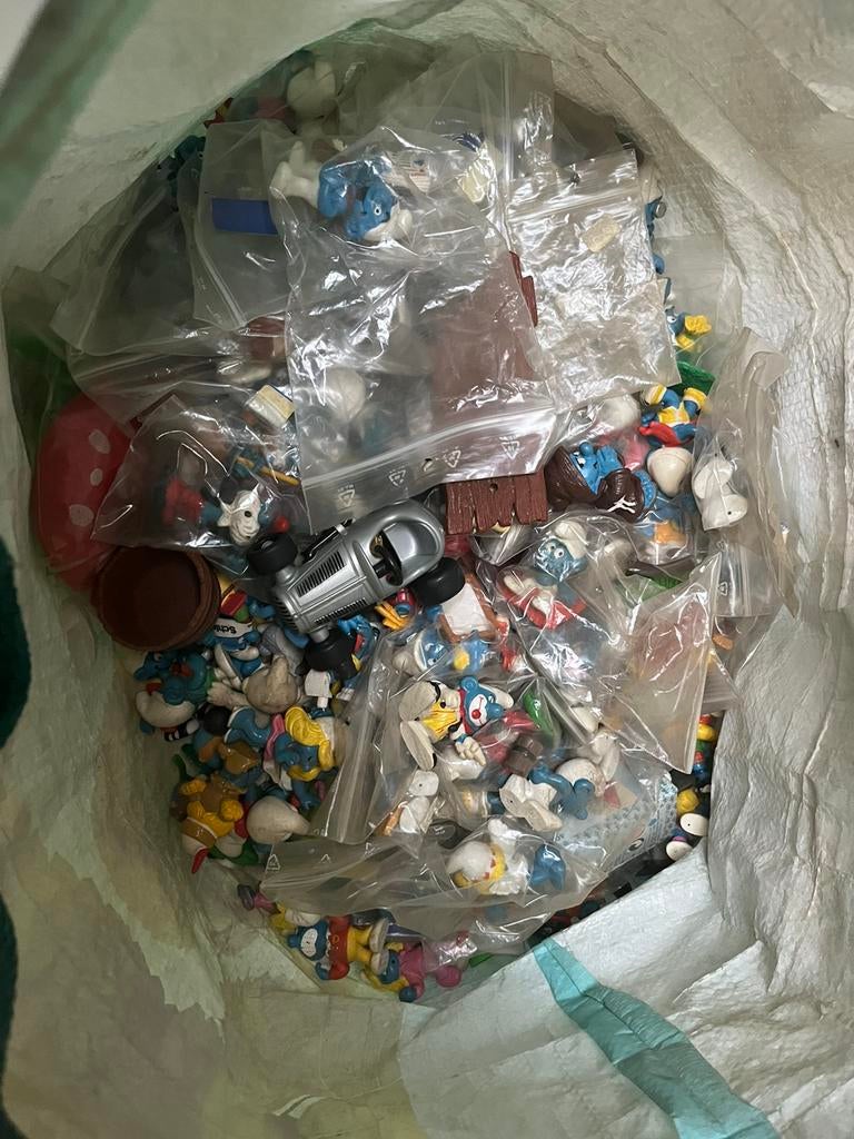 Smurf figuurtjes allemaal verschillend, Ophalen, Zo goed als nieuw