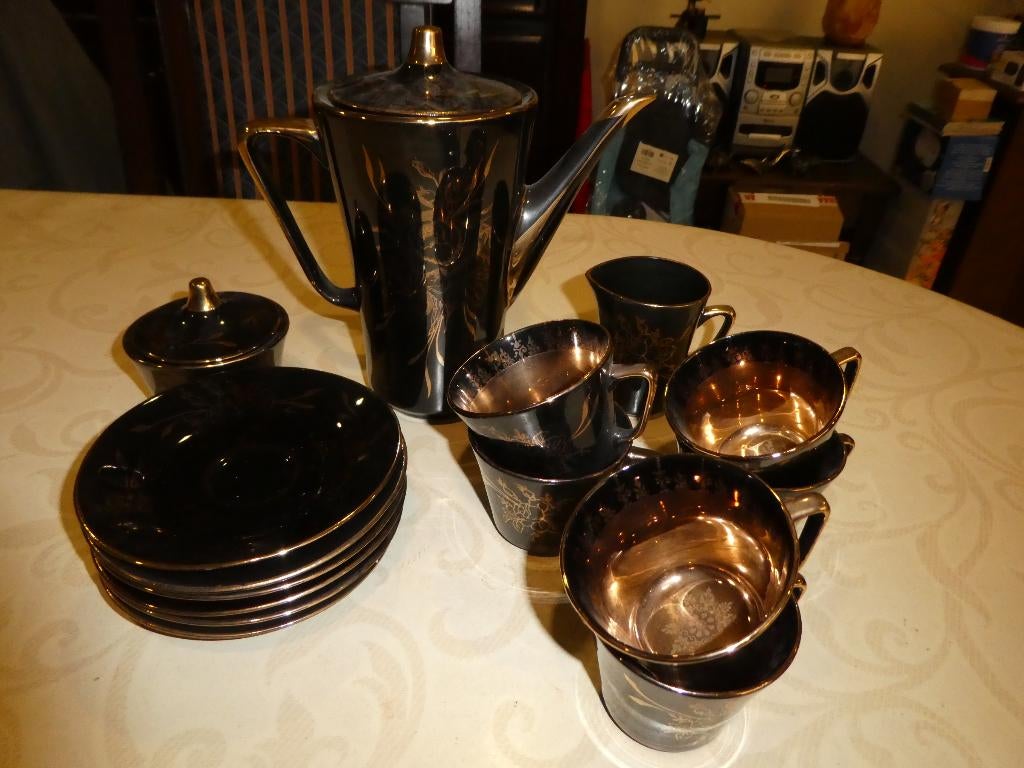 antiek koffieservies porcelein met bladgoud, Antiek en Kunst, Ophalen