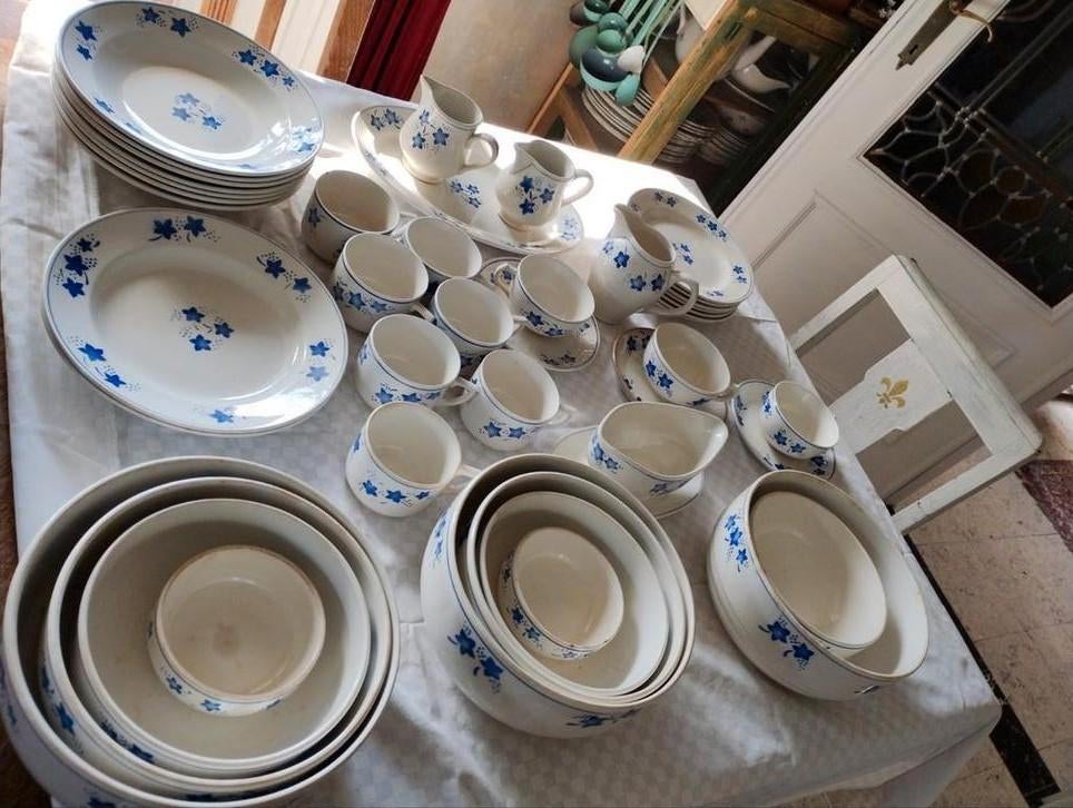 Boch blauw wit servies motief mercure klimop, Antiek en Kunst, Ophalen