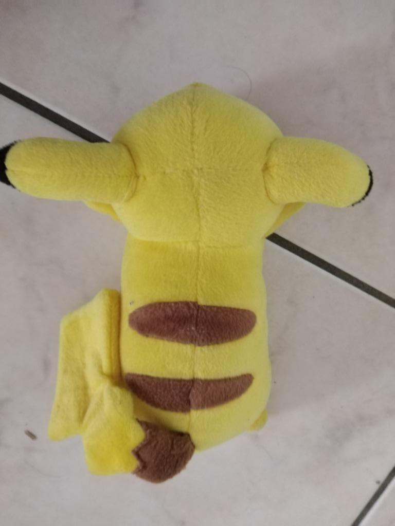 knuffel pokemon  Pikachu(doos 61), Ophalen of Verzenden, Nieuw