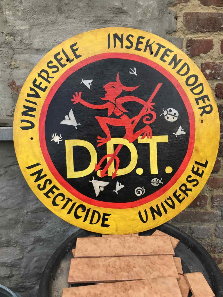 Groot metalen reclamebord DDT, Verzamelen, Ophalen of Verzenden, Reclamebord