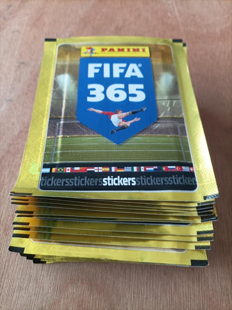 Panini FIFA 365, 2016. 25 sacs scellés, Enlèvement ou Envoi, Comme neuf