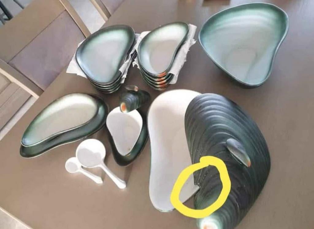 Prachtig mosselservies, Huis en Inrichting, Keuken | Servies, Ophalen