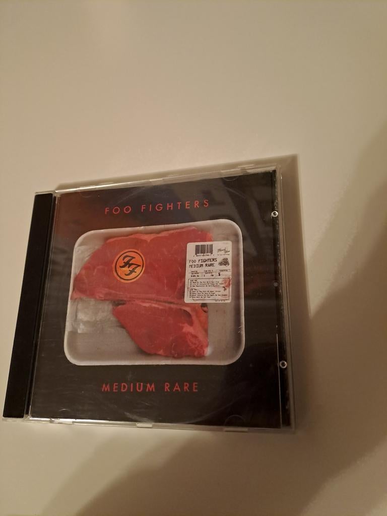 Foo Fighters ; Medium Rare cd, Ophalen of Verzenden, Zo goed als nieuw