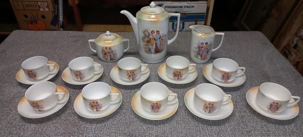Antiek koffieservies, Ophalen