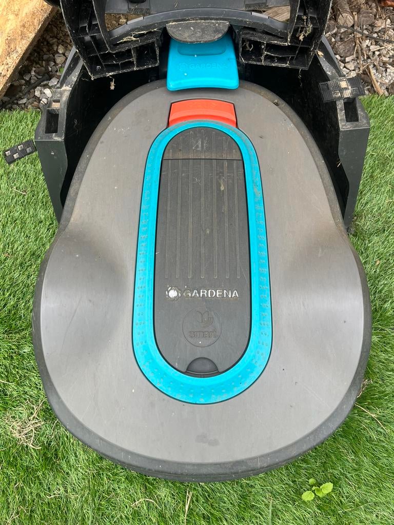 Gardena Robotmaaier Sileno Life 1250 Smart, Gebruikt, Gardena  Sileno, Bestuurbaar via app, Ophalen of Verzenden